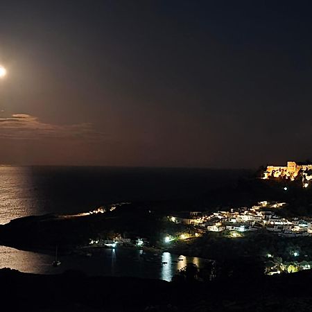 Lindos Luxury Belfry Apartment Bagian luar foto