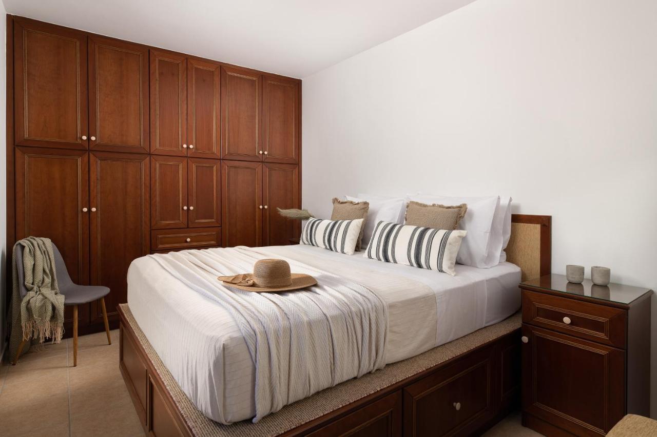 Lindos Luxury Belfry Apartment Bagian luar foto