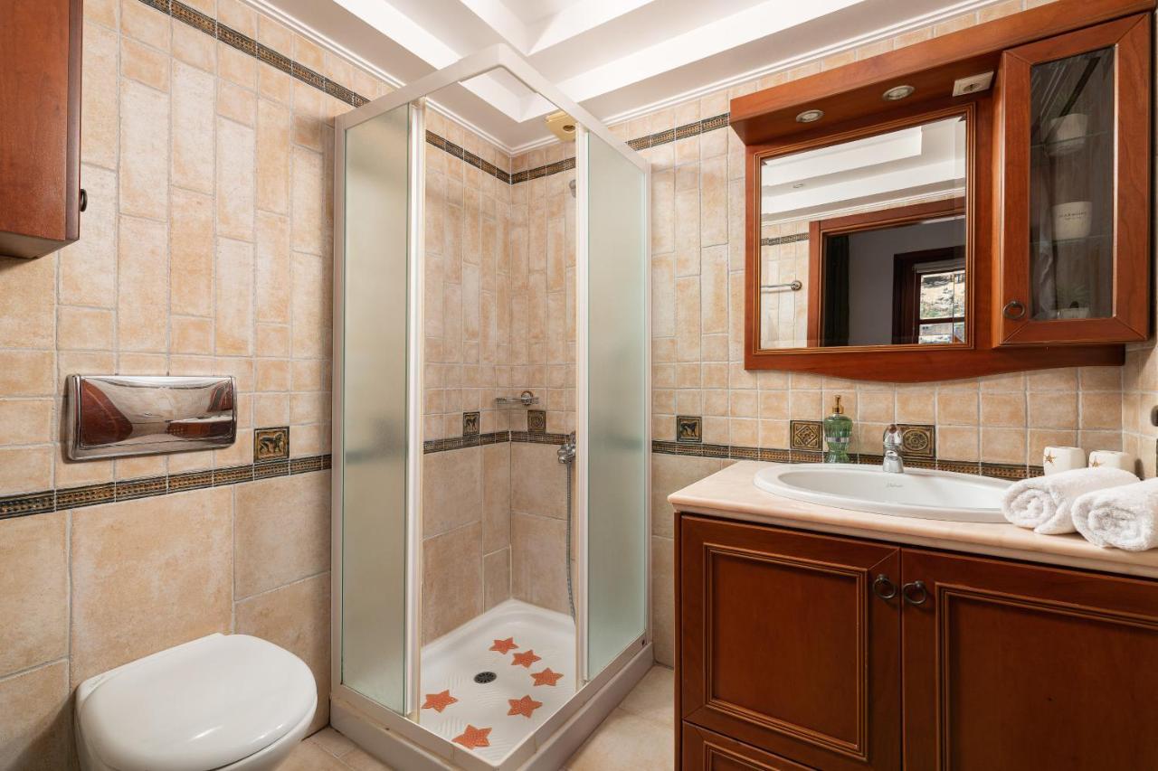 Lindos Luxury Belfry Apartment Bagian luar foto